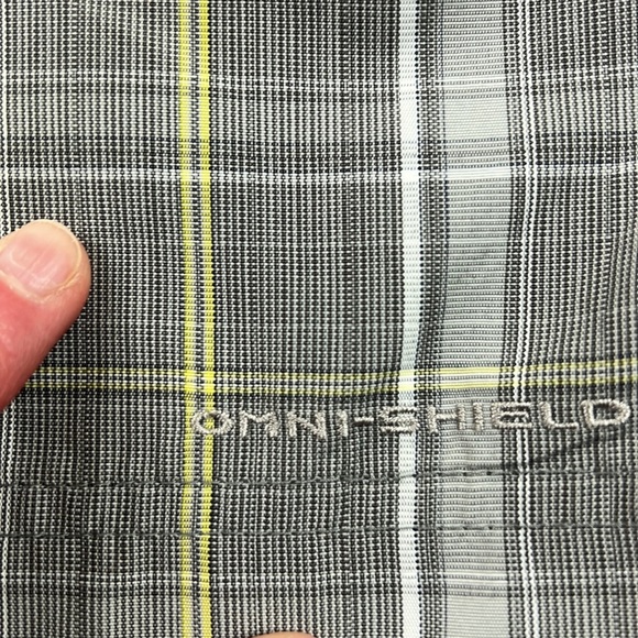 Men's  Columbia Omni-Shield Performance Shorts - Picture 7 of 8